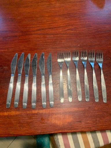 Zdjęcie oferty: Gerlach sztućce 12 sztuk noże widelce 