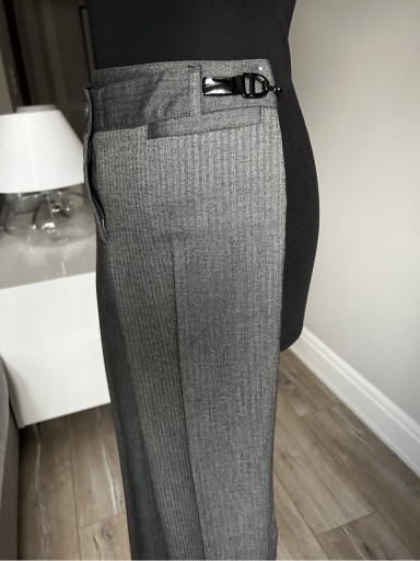 Zdjęcie oferty: Spodnie szare firmy Tiffi