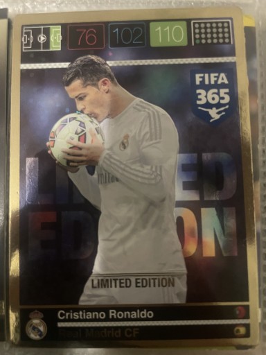 Zdjęcie oferty: BOX kart piłkarskich Z Realu madryt