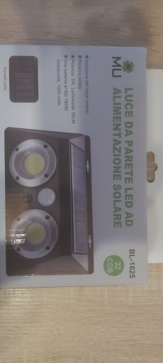 Zdjęcie oferty: Lampa zewnętrzna solarna LED czujnik ruchu 