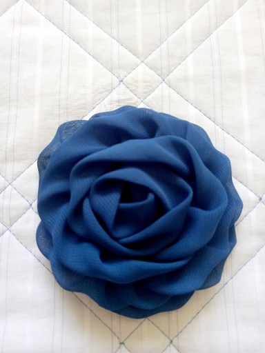 Zdjęcie oferty: Niebieska ozdobna róża z materiału