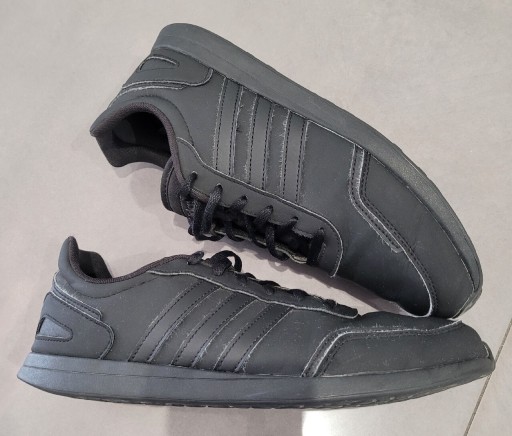 Zdjęcie oferty: Buty adidas VS SWITCH 3 rozmiar 40