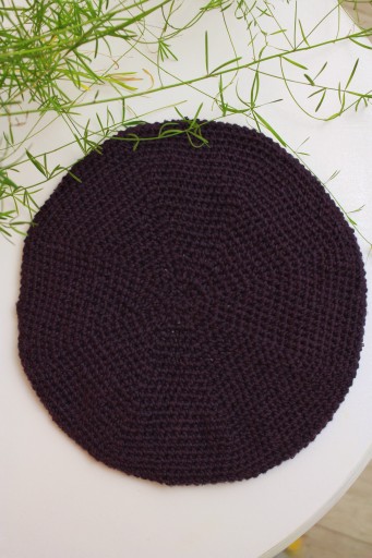 Zdjęcie oferty: Fioletowy beret handmade
