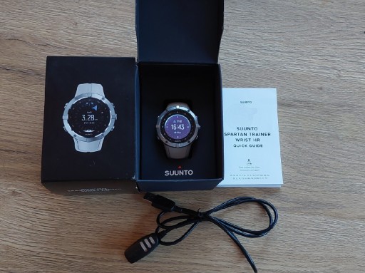 Zdjęcie oferty: Zegarek Suunto Trainer Wrist HR