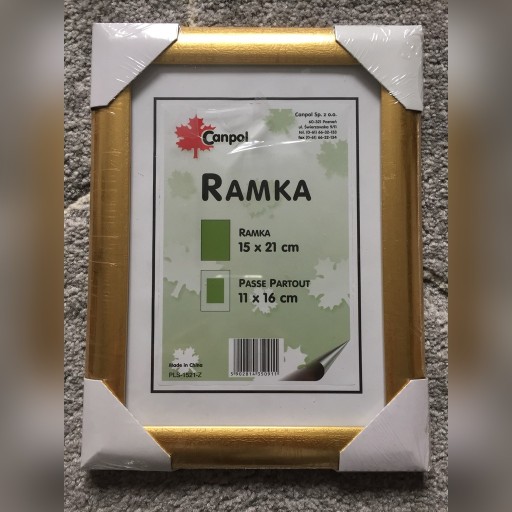 Zdjęcie oferty: Ramka do zdjęcia 15x21cm