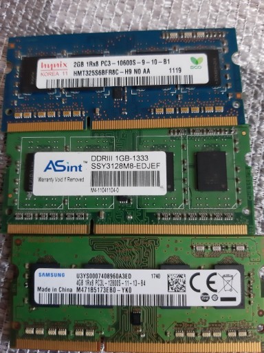 Zdjęcie oferty: Pamięć RAM do laptopa 7GB (1GB+2GB+4GB)