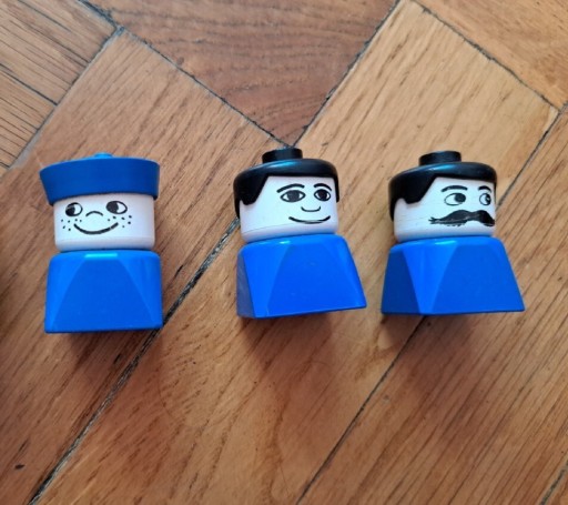 Zdjęcie oferty: Stare ludziki lego duplo 3 sztuki vintage 