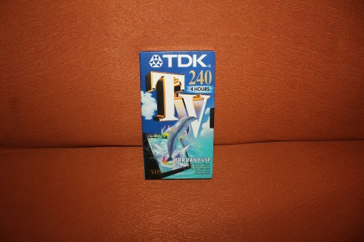 Zdjęcie oferty: Kaseta VHS TDK 240 minut używana