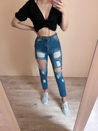 Zdjęcie oferty: Jeansy z przetarciami z wysokim stanem skinny