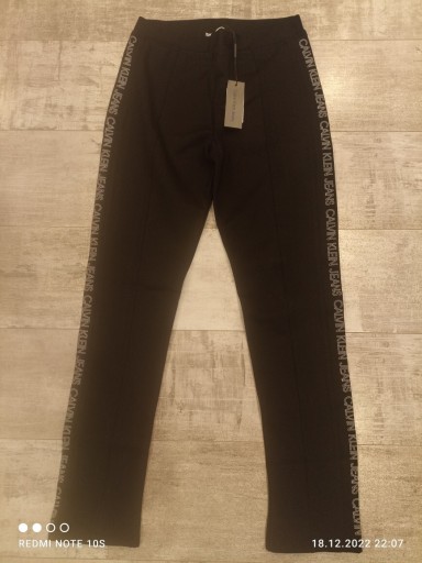 Zdjęcie oferty: Leginsy Calvin Klein 