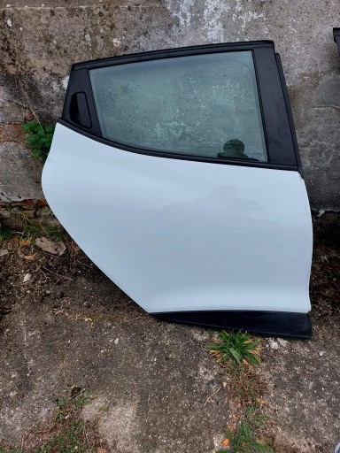 Zdjęcie oferty: Renault Clio prawe drzwi tył OV369