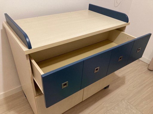 Zdjęcie oferty: Zestaw mebli drewnianych VOX z łóżkiem i materacem