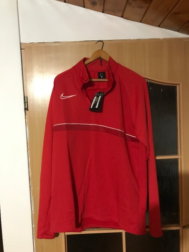 Zdjęcie oferty: Koszulka Sportowa Nike Nowa metka rozmiar L