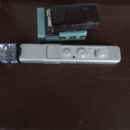 Zdjęcie oferty: MINOX C + LAMPA+ ŻARÓWKA+ FILM