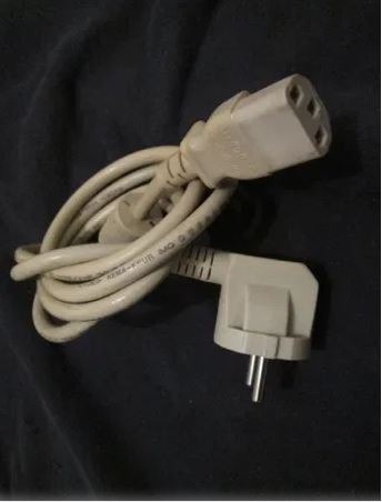 Zdjęcie oferty: kabel zasilający do komputera stacjonarnego