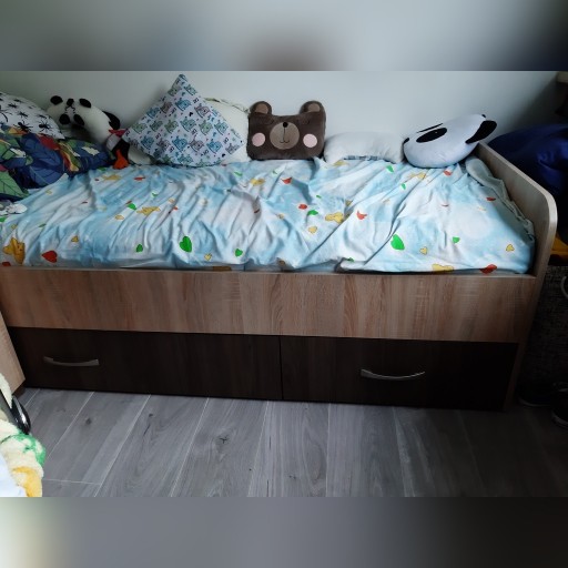 Zdjęcie oferty: Łóżko 90cm z szufladami 