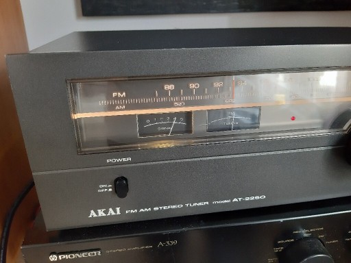 Zdjęcie oferty: Tuner Akai  at2250 radio