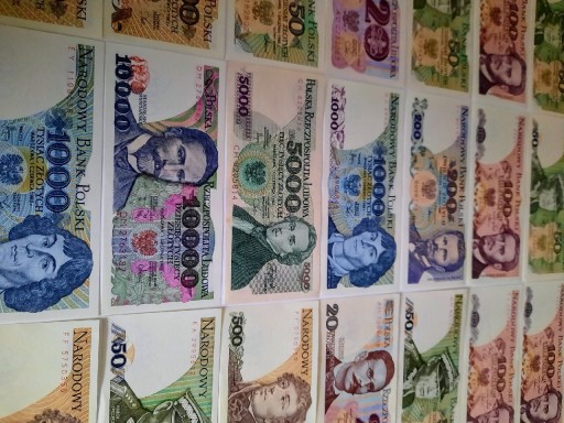 Zdjęcie oferty: N33--24 Banknoty PRL od 10 zł do 10.000 STAN UNC.