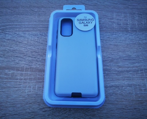 Zdjęcie oferty: Pokrowiec Etui Case Samsung Galaxy S20 Silver 