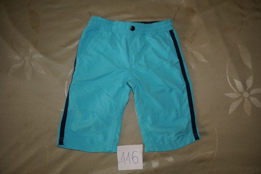 Zdjęcie oferty: Spodenki spodnie krótkie szorty bermudy C&A 116