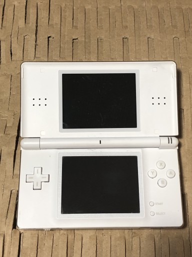 Zdjęcie oferty: Konsola Nintendo DS Lite USG-001 plus ładowarka