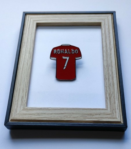 Zdjęcie oferty: Cristiano Ronaldo koszulka przypinka pin 