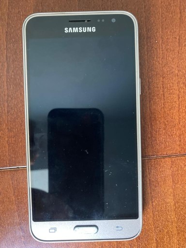 Zdjęcie oferty: Samsung Galaxy J3 (2016)