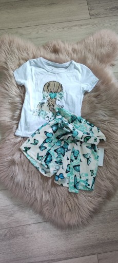 Zdjęcie oferty: Komplet dla dziewczynki w motylki 134/140