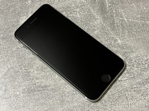 Zdjęcie oferty: Iphone SE 2020, biały - NOWA BATERIA - 100%