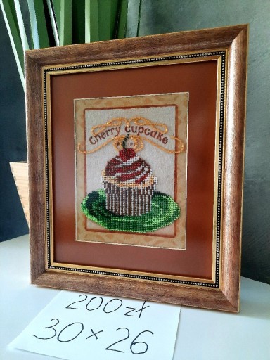 Zdjęcie oferty: ręcznie obraz z koralikami "Wiśniowe ciastko"