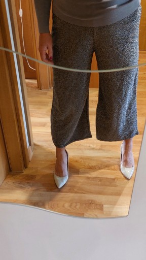 Zdjęcie oferty: spodnie Boohoo, srebrne spodnie iskrzące nitki, 
