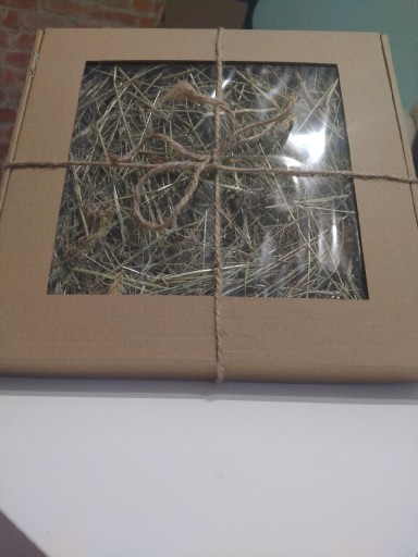 Zdjęcie oferty: Pudełko fasonowe z okienkiem z wypełnieniem eko 