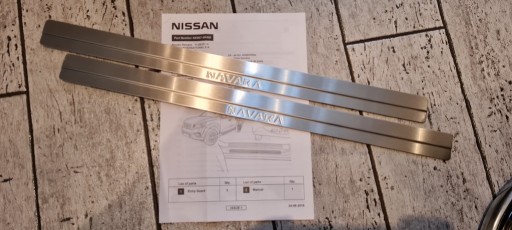 Zdjęcie oferty: Listwy progowe Nissan NAVADA  - nowe KE9674K400