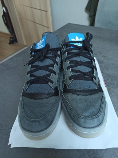 Zdjęcie oferty: Trampki męskie firmy Adidas rozmiar 46, 5 