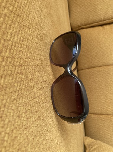 Zdjęcie oferty: Okulary przeciwsłoneczne Fendi damskie 