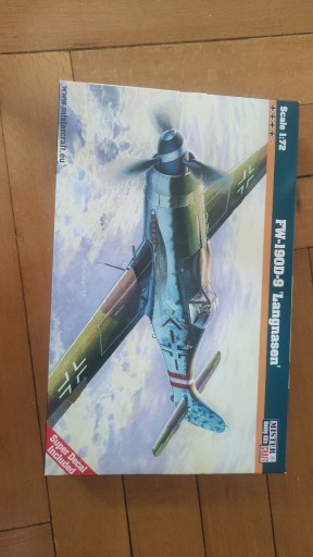 Zdjęcie oferty: MODEL SAMOLOTU FW 190 D-9