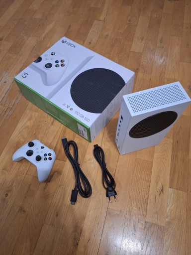 Zdjęcie oferty: Konsola XBOX Series S