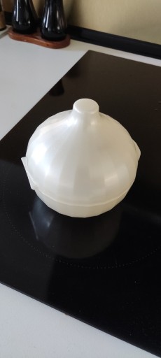 Zdjęcie oferty: Tupperware pojemnik w kształcie cebuli cebula