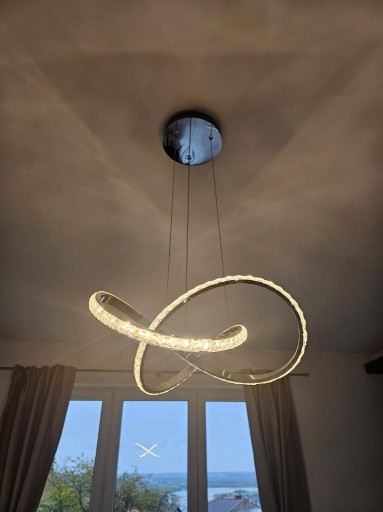 Zdjęcie oferty: Lampa wisząca do salonu 