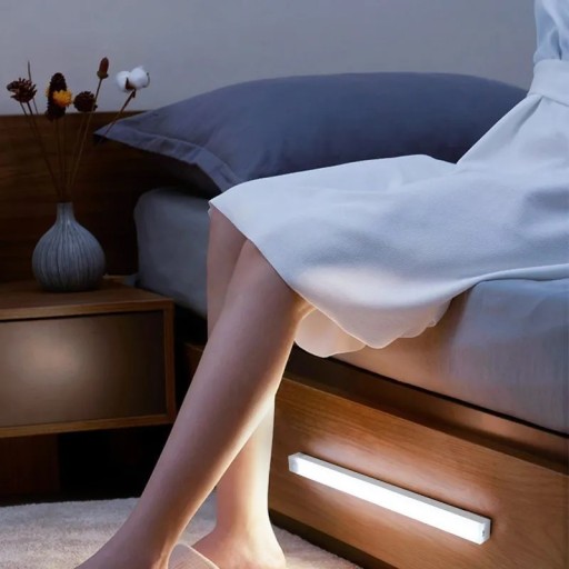 Zdjęcie oferty: Samoprzylepna lampa LED czujnik ruchu 50 cm 68 LED