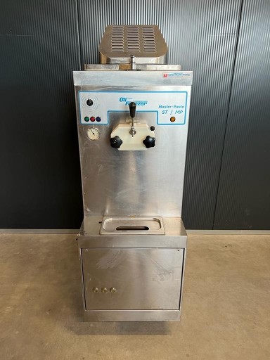 Zdjęcie oferty: Maszyna do lodów OTT SWISS kompletna na części