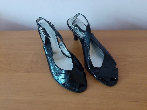 Zdjęcie oferty: Nowe buty sandały na obcasie r. 36 czarne 