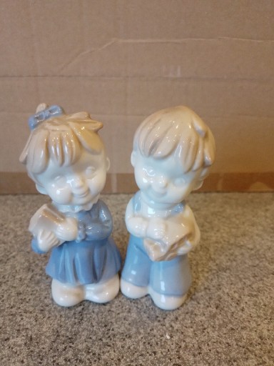 Zdjęcie oferty: Figurki porcelanowe chłopca i dziewczynki 