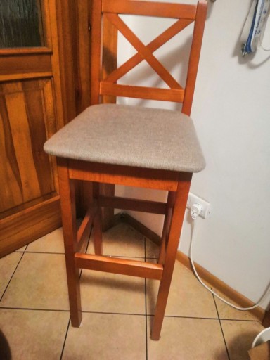 Zdjęcie oferty: Hoker wysokie krzesło 
