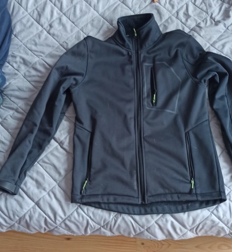 Zdjęcie oferty: czarny męski softshell