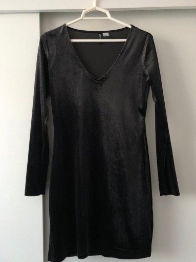 Zdjęcie oferty: Sukienka welurowa czarna H&M Divided XL/42