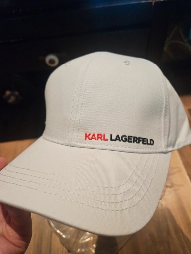 Zdjęcie oferty: Nowa męska czapka dżokejka Karl Lagerfeld