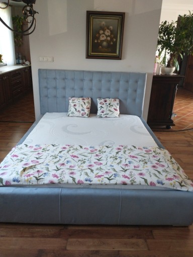 Zdjęcie oferty: Łóżko tapicerowane pikowane Malena 160 cm pojemnik