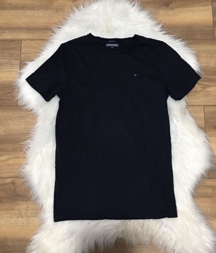 Zdjęcie oferty: Granatowy t-shirt Tommy Hilfiger XS