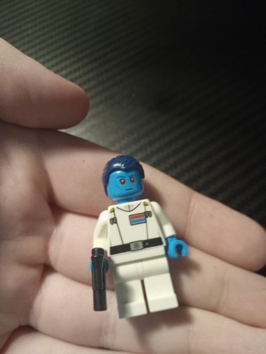 Zdjęcie oferty: LEGO Star Wars figurka Wielki admirał Thrawn